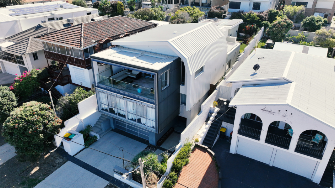 Wave House aa1