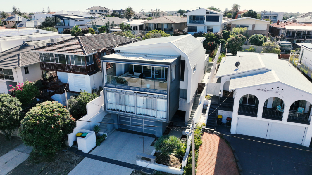 Wave House aa3
