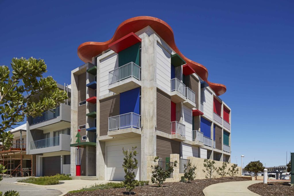 Cloud House corner 9614 aqb4sh