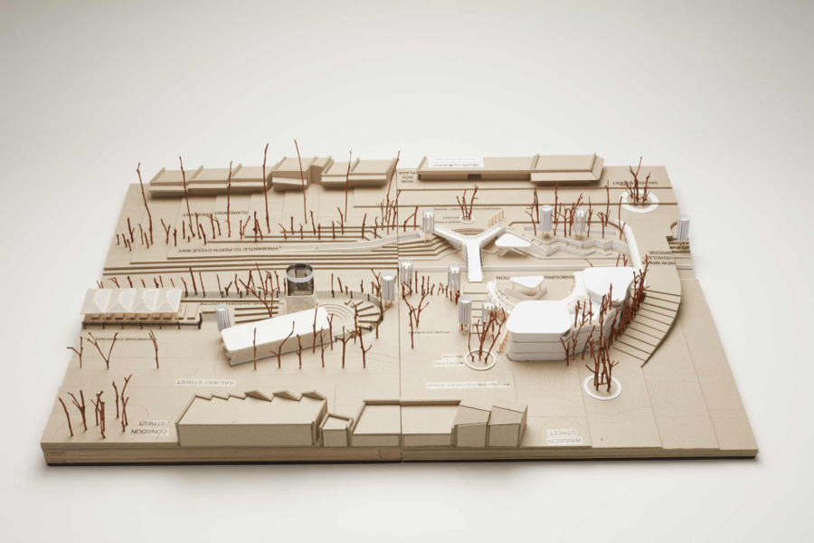 42 5 model landscape